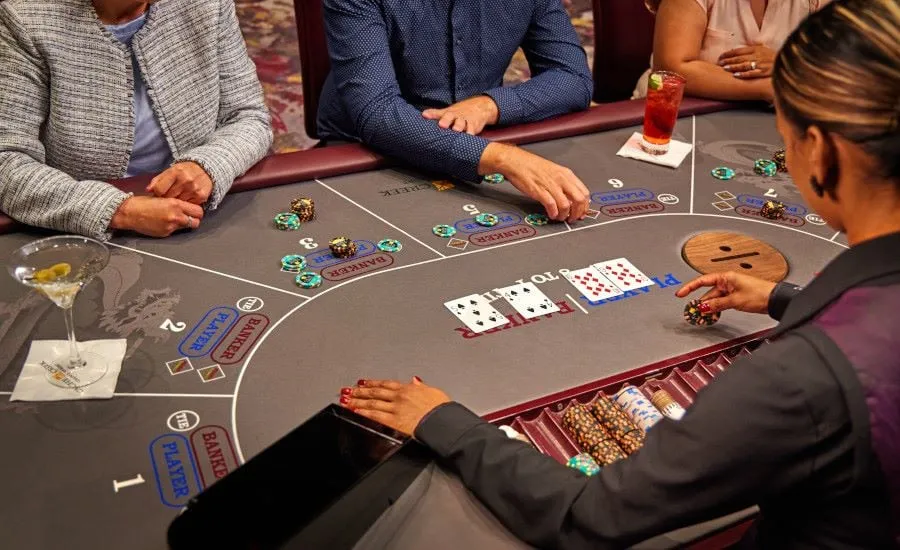 Yurelo Casino Tables